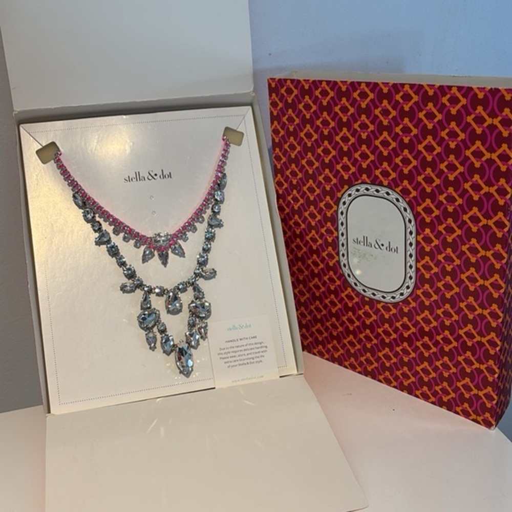 Stella &Dot NIB Statement Necklace Rhinestone - The Neon Dream - Picture 2 of 10